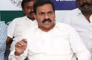 Kakani flays TDP govt for corruption in wine shop allocations