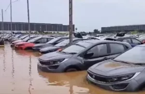 How to claim insurance for vehicles in floods?