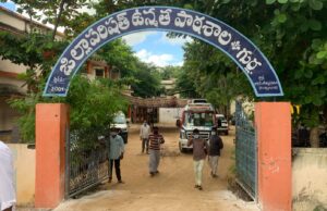 Diarrhea Outbreak in Vizianagaram: Patients treated on Tables, Benches in Govt School